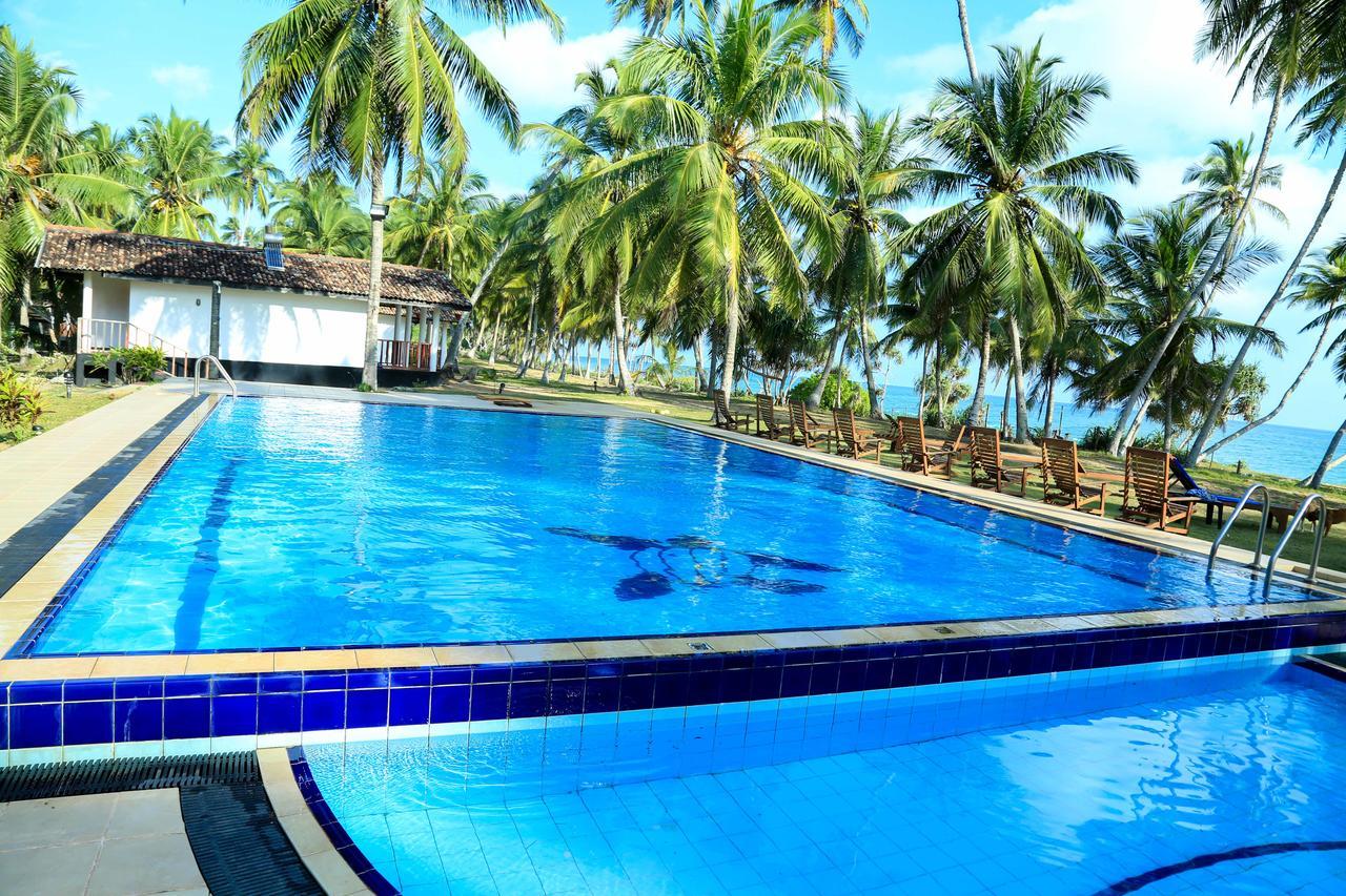 Darwins Beach Resort Tangalle Exterior foto